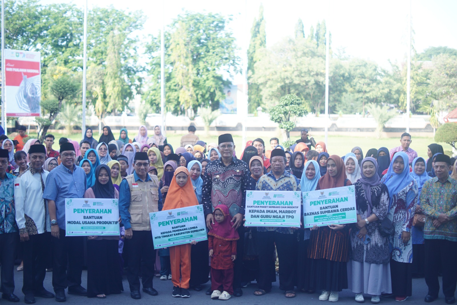 BAZNAS Kabupaten Sumbawa Salurkan Rp 2,1 Miliar Dana Zakat, Infak, dan Sedekah untuk Masyarakat Sumb