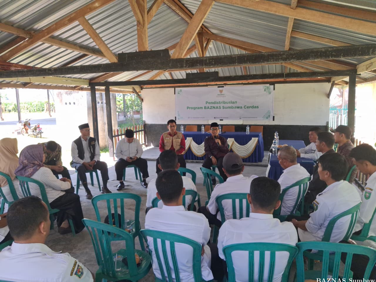 Optimalkan Pengelolaan ZIS, BAZNAS Sumbawa Rapat Bersama Pemdes dan Kepala Sekolah di Buer