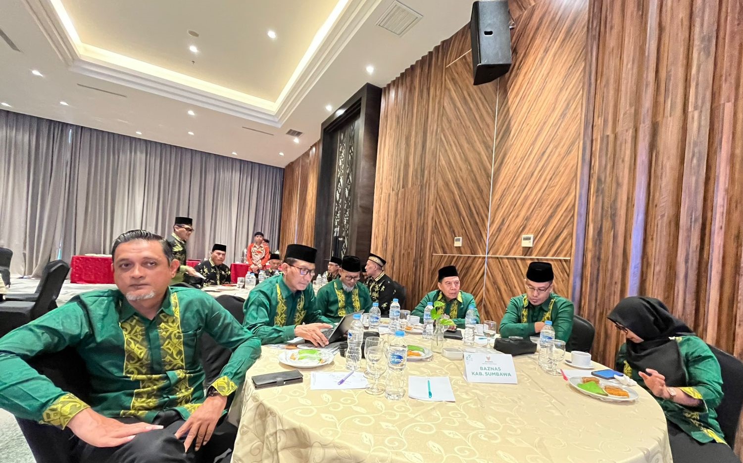 BAZNAS Sumbawa Hadiri Rakorda BAZNAS se-NTB tahun 2025 - (Ada 0 foto)